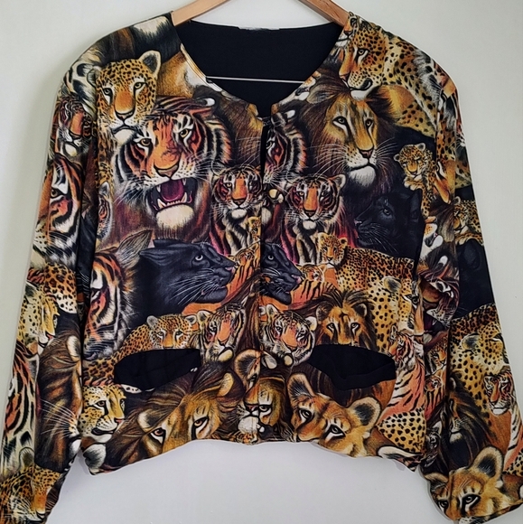 Wild Big Cat Animal Print Jacket with Fabric Buttons - Picture 1 of 9